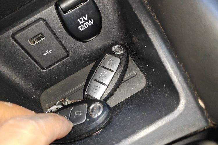 日产 逍客 2021款 2.0L CVT豪华版中控内饰7001