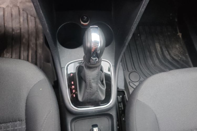 大众 Polo 2016款 1.6L 自动舒适型中控内饰18