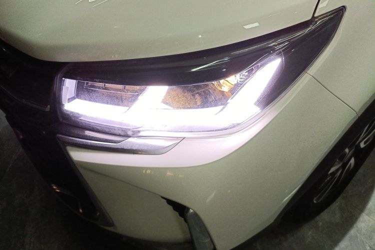 东风风行 风行T5 2024款 盛世款 1.6L 手动寻梦版 五座局部细节36