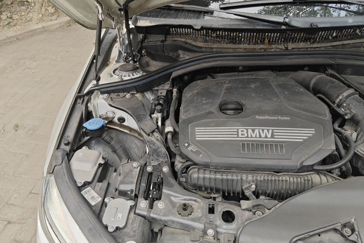 宝马1系 2021款 125i M运动曜夜版局部细节9006