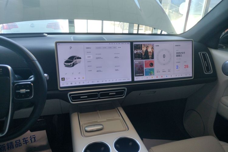 理想汽车 理想L6 2024款 Max中控内饰16