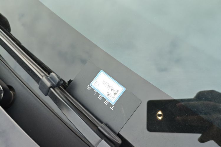 特斯拉 Model 3 2023款 后轮驱动版中控内饰7001