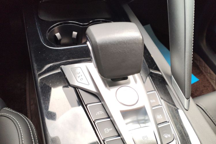 比亚迪 宋Pro 2019款 1.5T 自动豪华型中控内饰18