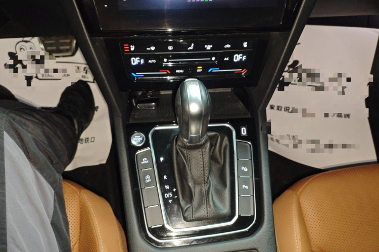 一汽-大众CC 2021款 猎装车 380TSI 猎心版中控内饰18