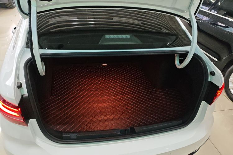 大众 朗逸 2024款 1.5L 自动星空五百万版机舱底盘23