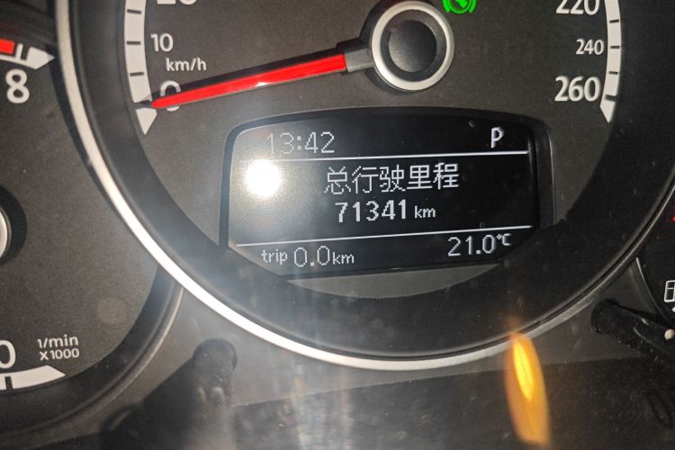 大众 甲壳虫 2015款 180TSI中控内饰15