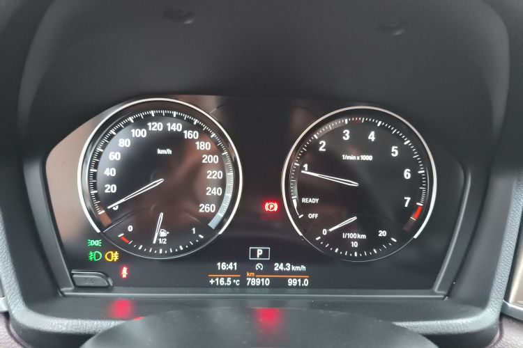 宝马X1 2018款 sDrive18Li 尊享型中控内饰14