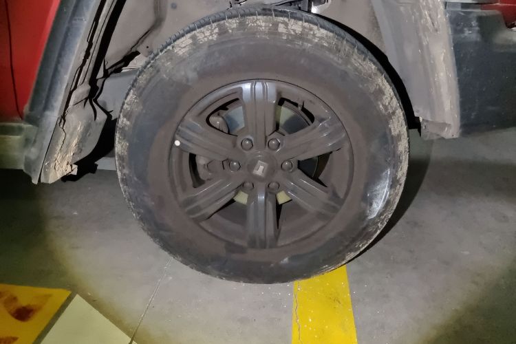 坦克300 2021款 越野版 2.0T 挑战者车身外观10