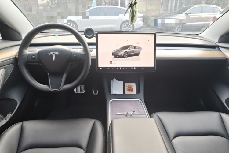 特斯拉 Model 3 2022款 后轮驱动版中控内饰7002