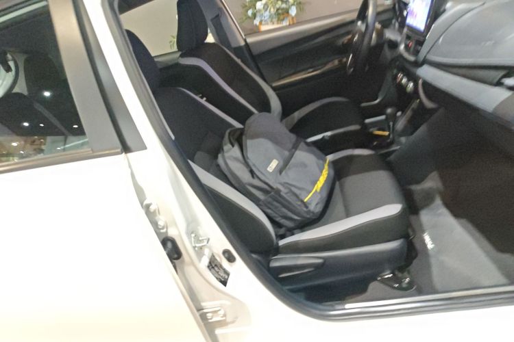 丰田 YARiS L 致炫 2022款 致炫X 1.5L CVT领先PLUS版局部细节41