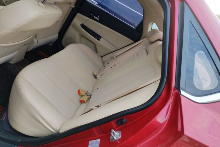 长安 逸动 2015款 1.6L 自动豪华型中控内饰7004