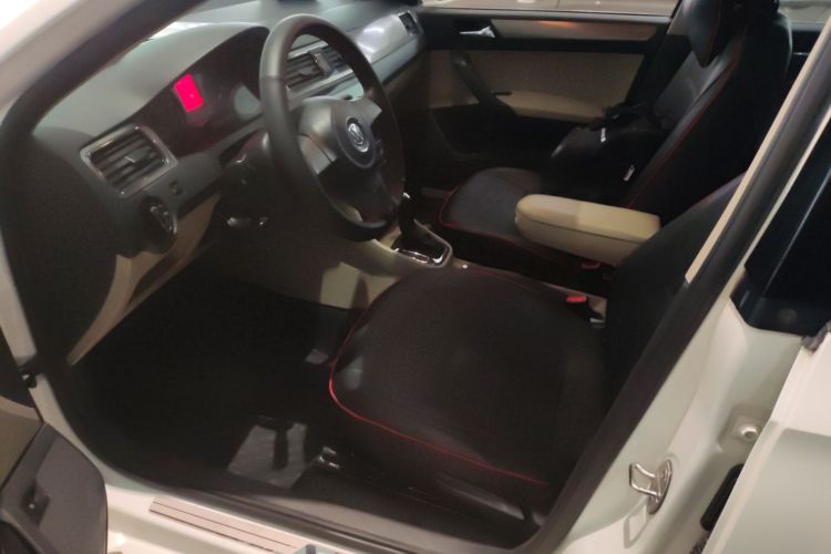 大众 桑塔纳 2015款 1.6L 自动舒适版中控内饰19