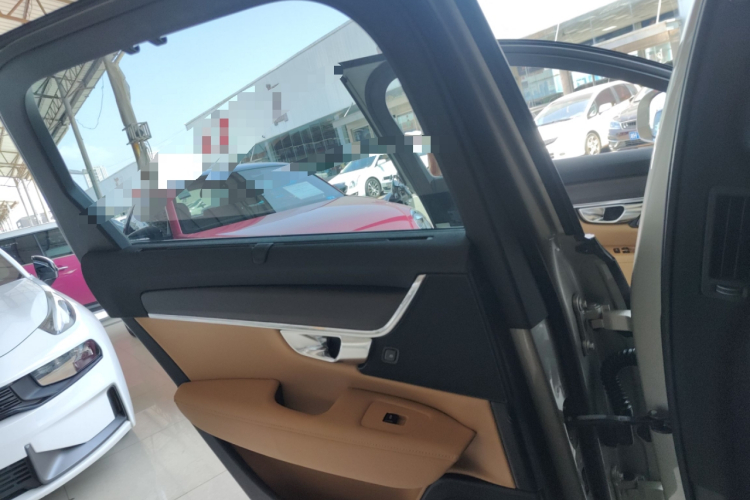 沃尔沃V90 2019款 Cross Country T5 AWD 智远版 国V中控内饰7008