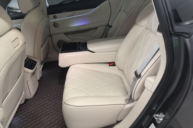 鸿蒙智行 享界S9 2024款 纯电 Ultra 四驱旗舰版中控内饰7004