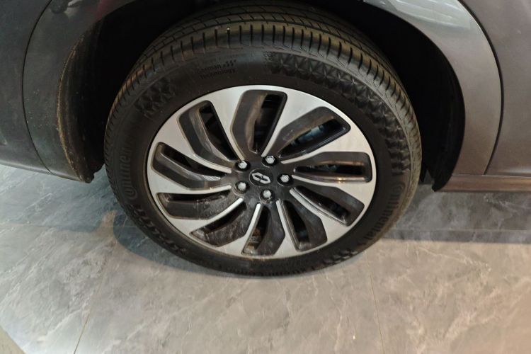 鸿蒙智行 问界M7 2022款 1.5T 四驱豪华版车身外观6008