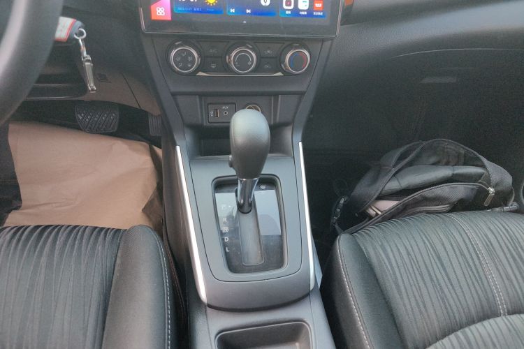 日产 轩逸 2022款 经典 1.6XE CVT舒适版中控内饰18