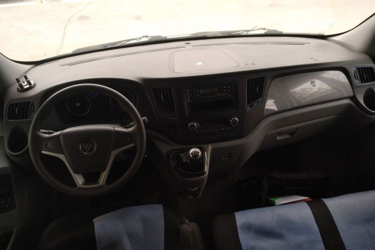 福田 图雅诺 2019款 2.5T E54J25TC3中控内饰12