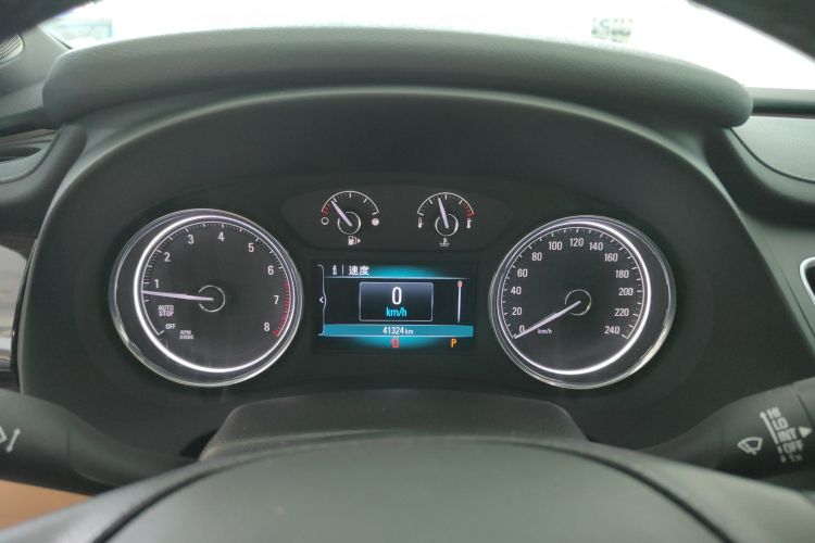 别克 君越 2018款 28T 精英型中控内饰14