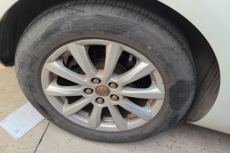 别克 英朗 2013款 GT 1.6L 自动时尚版车身外观6008