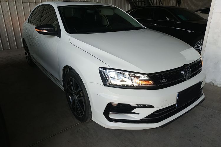 大众 速腾 2017款 1.6L 自动舒适型车身外观3