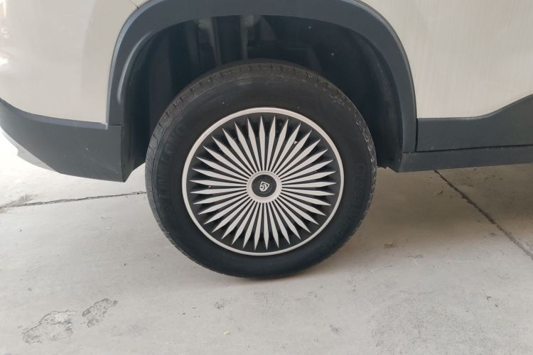 宝骏510 2017款 1.5L 手动舒适型车身外观6008