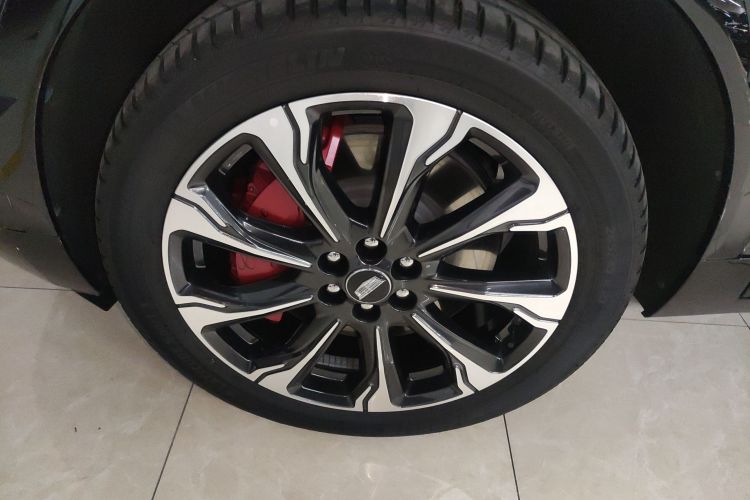 凯迪拉克XT5 2025款 2.0T 铂金型车身外观6007