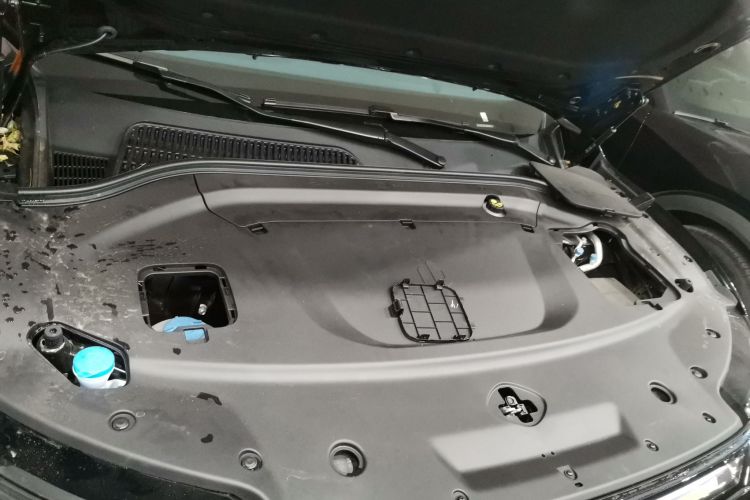 零跑汽车 零跑C11 2026款 纯电 640激光雷达版机舱底盘24