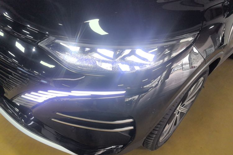 腾势N8 2023款 四驱超混旗舰七座版局部细节36