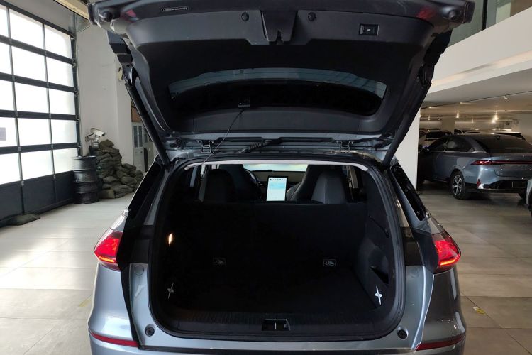 小鹏G3 2021款 G3i 520N机舱底盘23