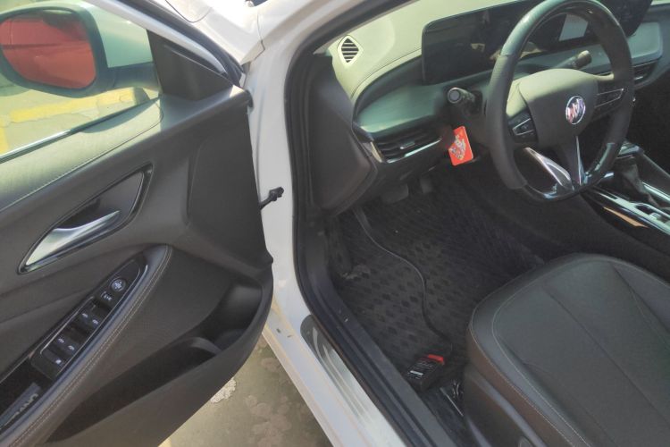 别克 威朗 2023款 Pro 乐享版中控内饰7003