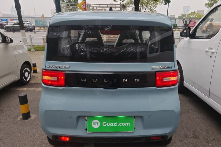 五菱汽车 宏光MINIEV 2021款 马卡龙臻享款 三元锂车身外观6