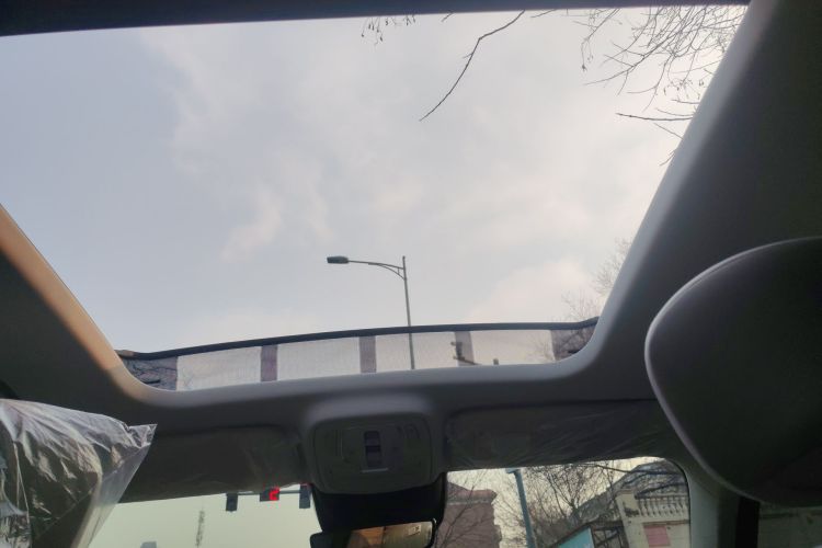 荣威RX9 2023款 2.0T 两驱优享版中控内饰22