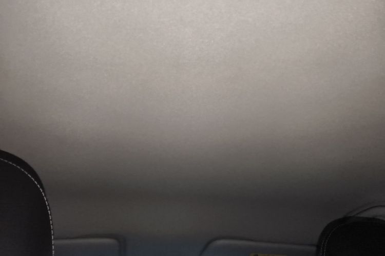 哪吒汽车 哪吒V 2022款 潮 400 Lite局部细节22