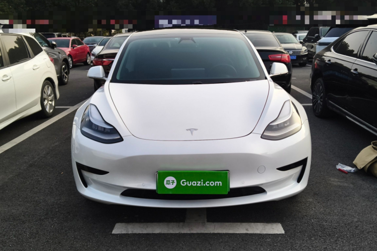 特斯拉 Model 3 2020款 改款 标准续航后驱升级版车身外观2