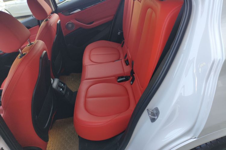 宝马X2 2022款 sDrive25i M运动套装中控内饰7004