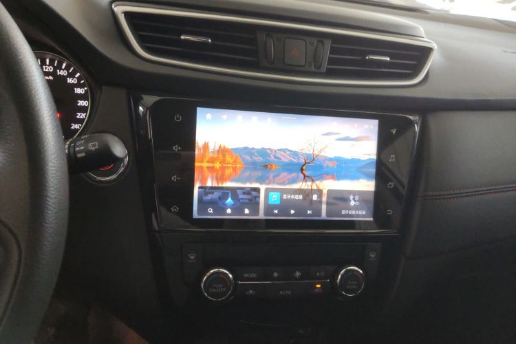 日产 逍客 2022款 2.0L CVT XV智享版中控内饰16