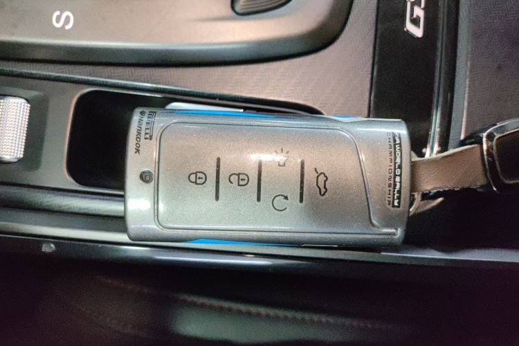 广汽传祺 传祺GS4 2020款 270T 自动智联科技版中控内饰7001