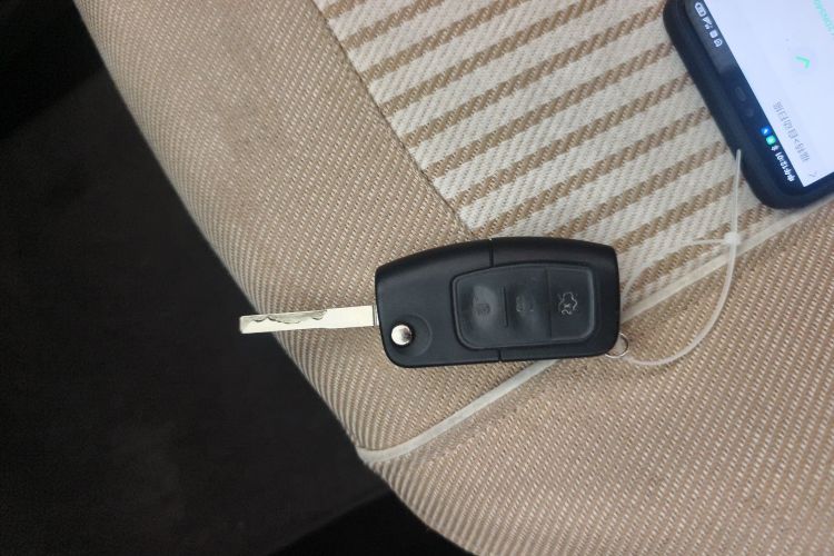 福特 嘉年华 2013款 两厢 1.5L 自动时尚型中控内饰11