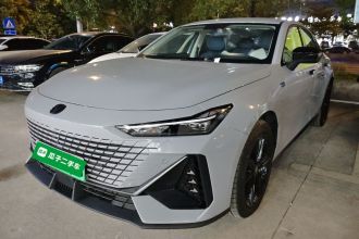 长安UNI-V 智电iDD 2023款  智电iDD 1.5T 113km智趣型（飞快版）