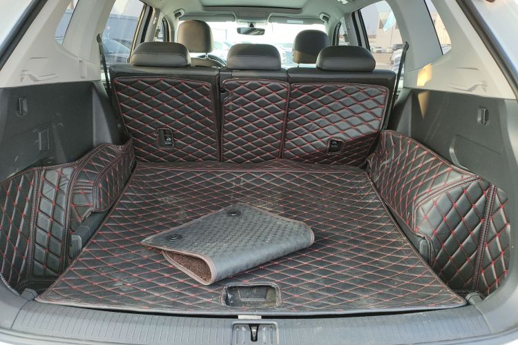 大众 途观L 2017款 380TSI 自动四驱旗舰版机舱底盘23