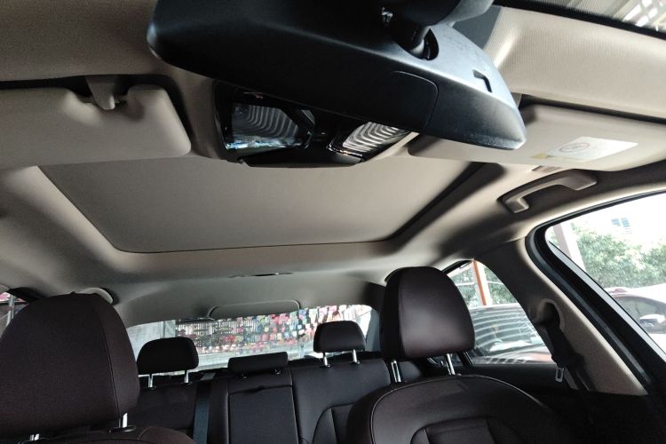 宝马3系 2021款 325i M运动曜夜套装局部细节22