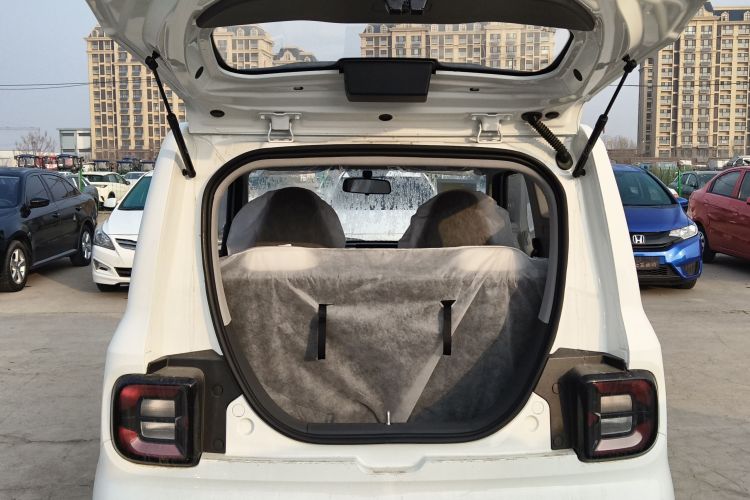 吉利银河 熊猫 2025款 210km 元气熊机舱底盘23