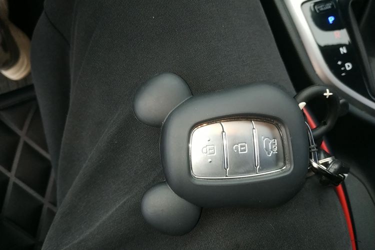 北京现代ix25 2015款 1.6L 自动两驱智能型GLS中控内饰11