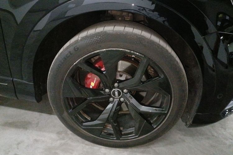 奥迪Q8 2021款 55 TFSI 尊享动感型车身外观10