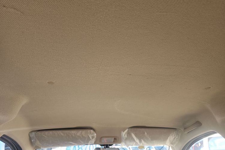 五菱汽车 五菱宏光V 2022款 1.5L劲取版电动助力LAR中控内饰22