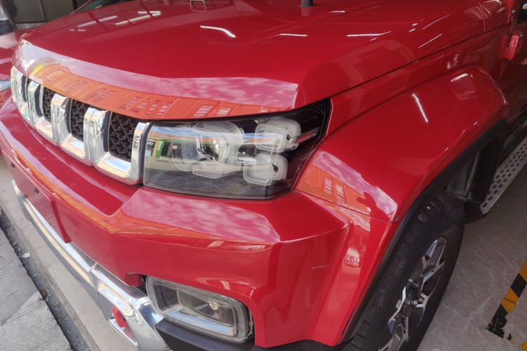 北京BJ40 2018款 PLUS 2.3T 自动四驱旗舰版 国V局部细节36