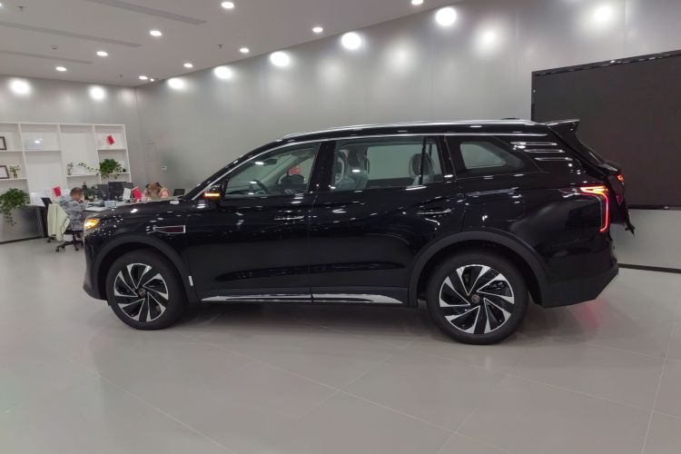 红旗HS7 PHEV 2024款 2.0T PHEV 四驱旗畅版 6座车身外观6003