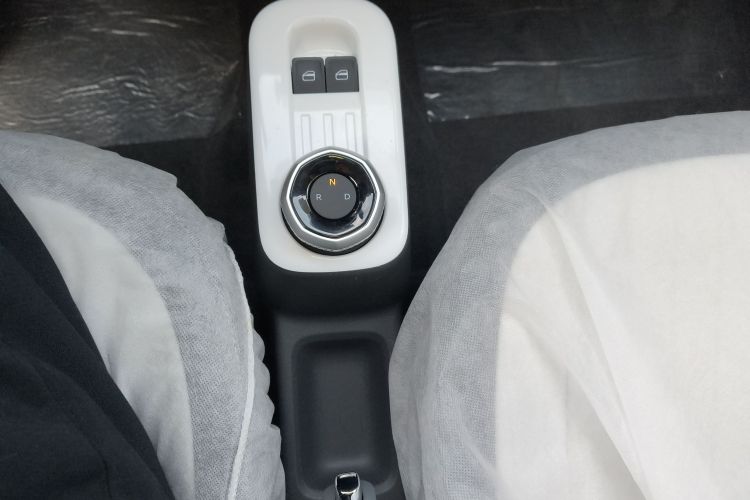 吉利银河 熊猫 2025款 210km 元气熊局部细节18