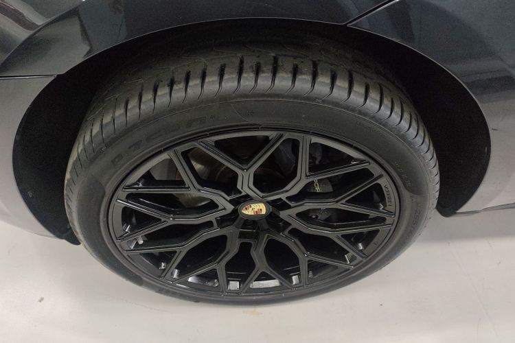 保时捷 2023款 Macan 2.0T车身外观35