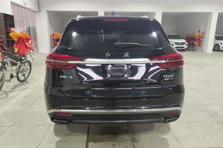 红旗HS5 2022款 改款 2.0T 智联旗享版车身外观6
